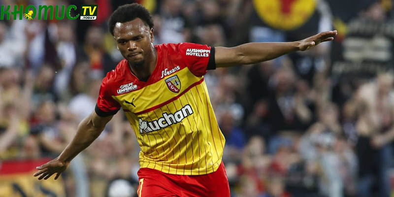 Leipzig muốn chiêu mộ Lois Openda
