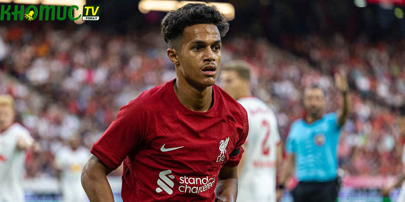 RB Leipzig nhắm đến Fabio Carvalho