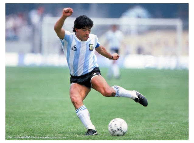  Huyền thoại bóng đá Diego Maradona